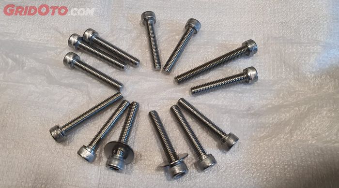 Baut stainless steel buat blok CVT Yamaha NMAX