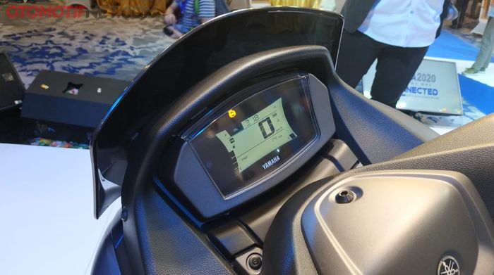 Panel spidometer Yamaha NMAX 2020, terhubung dengan handphone