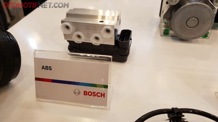 Modul ABS Bosch untuk penggunaan di motor