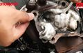 Video Gurah Turbo Mobil Diesel Pemakaian 2 Tahun Lebih Vs 8 Tahun
