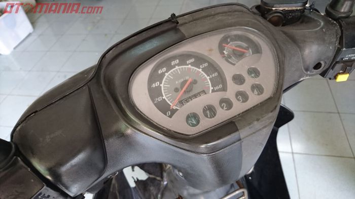 Trim plastik body motor bisa kembali hitam