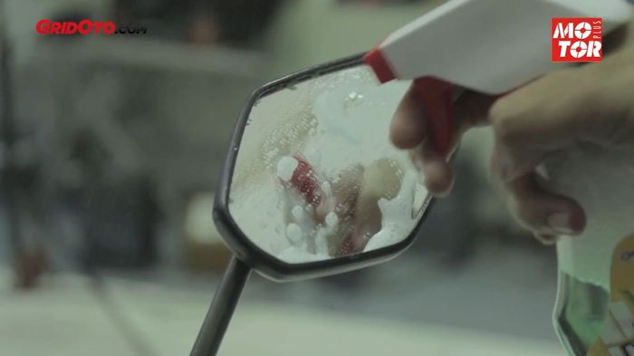 Gunakan air dengan campurna sabun untuk sentuhan terakhir