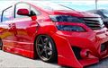Toyota Vellfire Berjubah Merah Darah, Jadi Beda Asup Body Kit Agresif