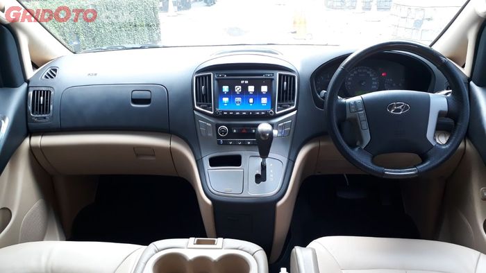 Desain interior Hyundai H1 tidak ada ubahan berarti dari versi sebelumnya