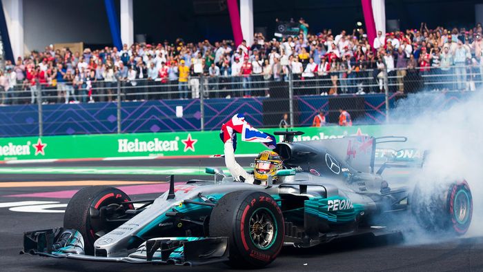Raih titel juara dunia keempatnya di GP F1 Meksiko, Lewis Hamilton ingin terus bersama tim Mercedes