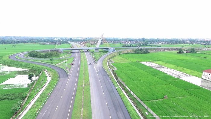 Jalan Tol Solo-Ngawi