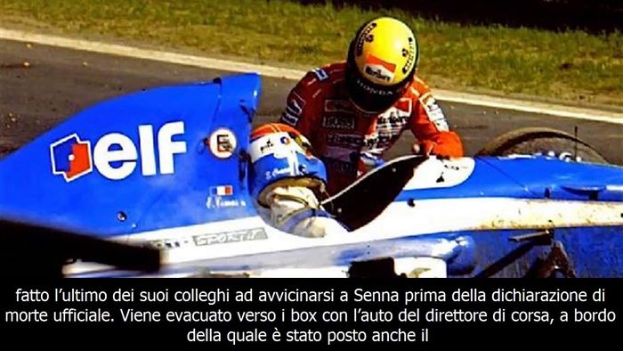 Ayrton Senna menghampiri Erik Comas yang pingsan setelah mengalami kecelakaan saat latihan di GP F1 Belgia 1992