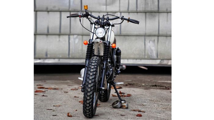 Suzuki GN250 custom tracker dari Mokka Cycles
