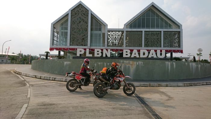 Ekspedisi Memotong Kalimantan. Putussibau-Sentarum-Badau 200 km
