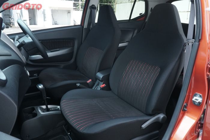 Daihatsu dan Toyota melakukan improvement pada bagian jok yang dibuat lebih tebal