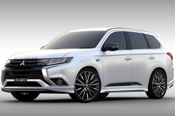 Mitsubishi Outlander PHEV Premium Sports Concept