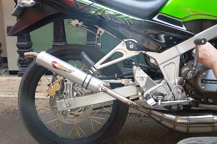 Beredar info kalau motor 2-tak bakal dilarang di daerah perkotaan