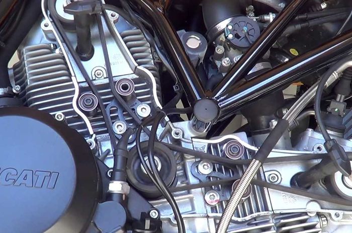 Timing belt di mesin Ducati
