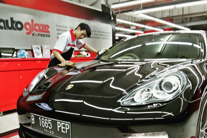 Perawatan Bodi Mobil di Auto Glaze