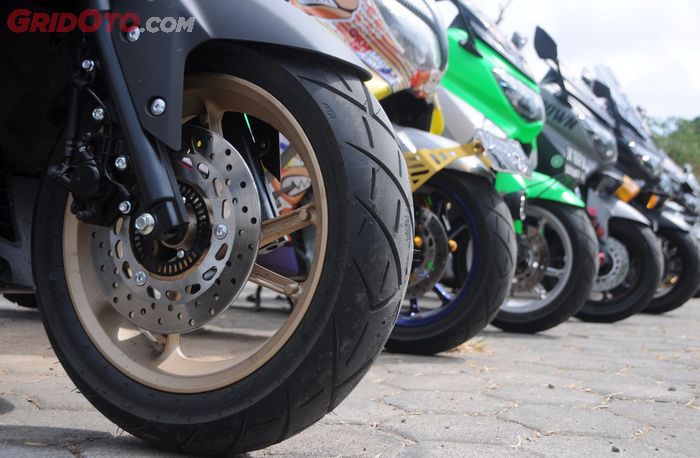 Tipe ABS juga ada di skutik 150 cc Yamaha NMAX