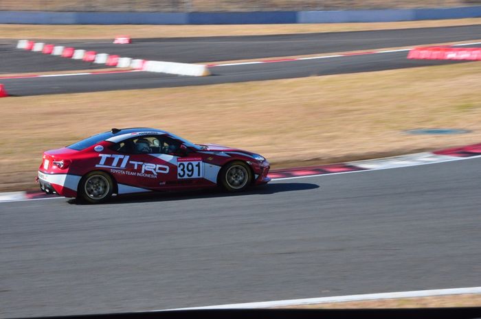 Haridarma saat kualifikasi di kelas Toyota 86/BRZ Race Pro di Fuji Speedway,  Jepang (9-10/12)