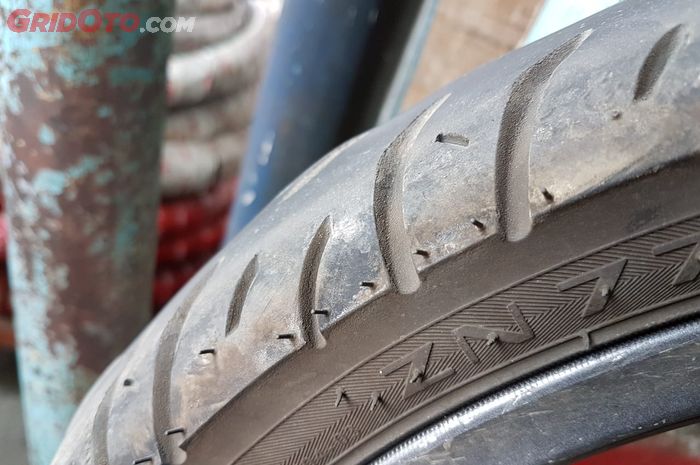 Tips Membeli Ban Motor Bekas, Perhatikan Hal Ini Sebelum 