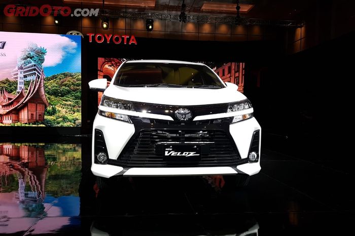 Toyota Avanza Veloz Model Facelift yang Baru Dirilis Pekan Ini (15/1)