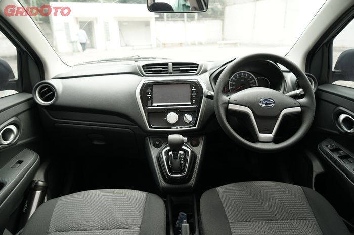 Interior Datsun GO CVT