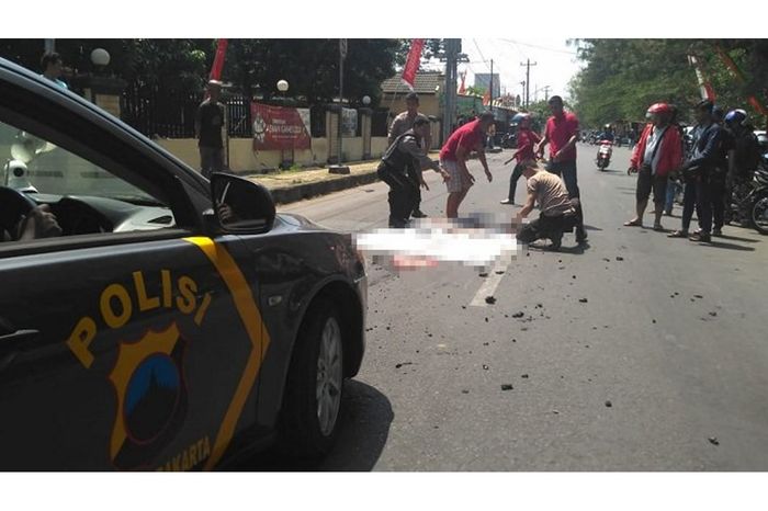 Korban tergeletak sekitar 10 menit di samping Mapolresta Solo