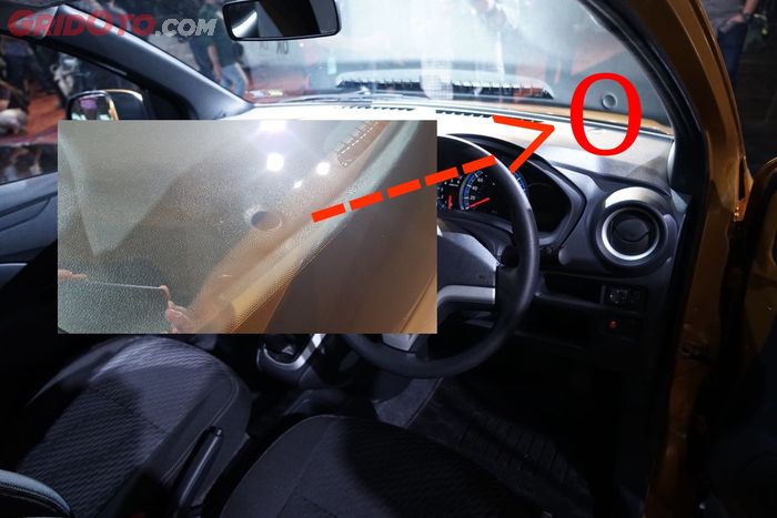 Sensor cahaya untuk auto light Datsun Cross