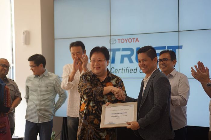 Grand Opening Toyota Trust di Bintaro