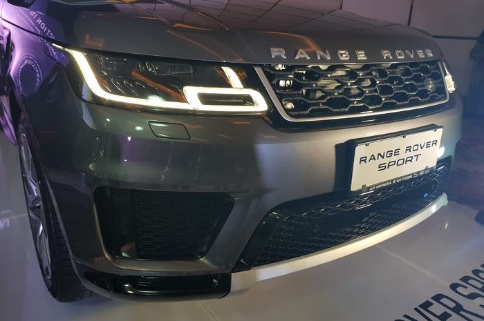 Lampu depan Range Rover Sport