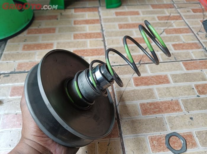 Ini ciri-ciri per CVT motor matic mulai lemah