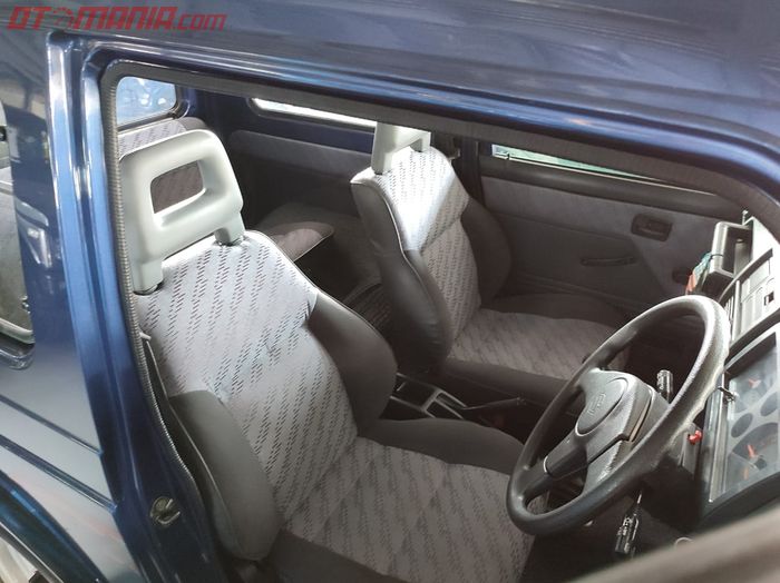 Interior Suzuki Jimny 2001 4x4, full standar