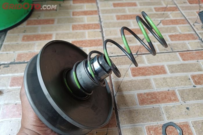 Ini ciri-ciri per CVT motor matic mulai lemah