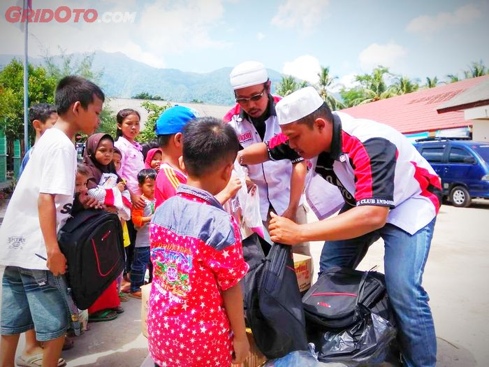 Yamaha Vega Club Indonesia (YVCI) kirim bantuan di Lampung Selatan