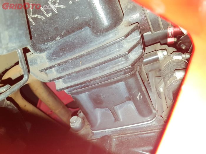 Blok silinder Kawasaki Ninja 250 karburator masih berbahan baja