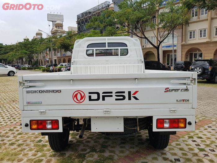 Bagian belakang DFSK Super Cab