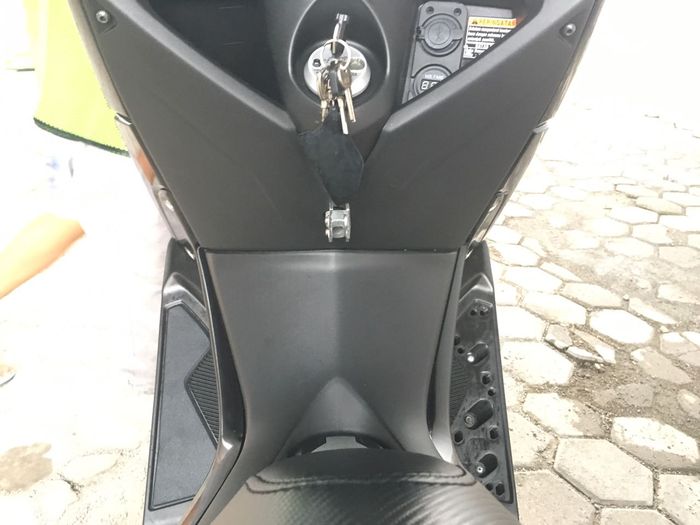 Ilustrasi bodi kulit jeruk pada motor