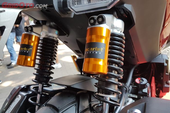 Scarlet Racing Nosetech ADV-150 buat Honda ADV150