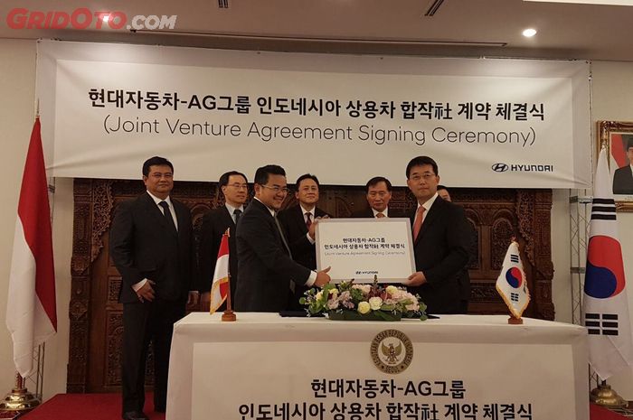 Penandatangan kerja sama AMI dan HMC