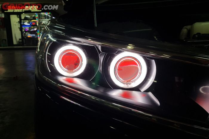 Headlamp double projector untuk Toyota Innova Reborn tipe G