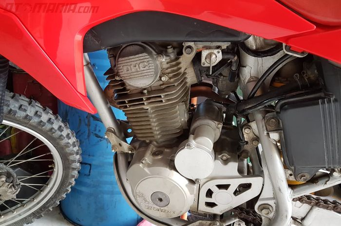 Mesin Honda CRF230F yang mirip dengan Honda Tiger