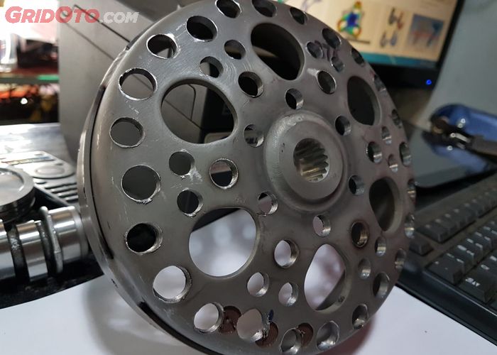Tiga Khasiat Melubangi Mangkok Ganda Motor Matic Bikin Kencang Gridoto Com