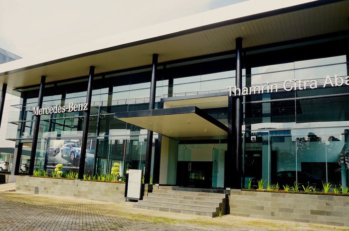 Mercedes-Benz buka dealer baru di Palembang, Sumatera Selatan     