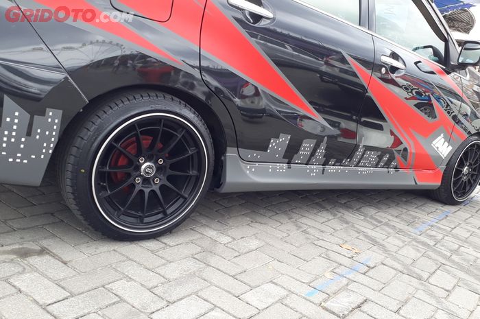 Bikin Xenia Lebih Merunduk Obatnya Pakai Per Bmw Dan Sokbreker