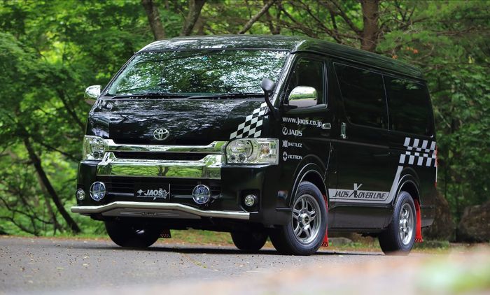 Toyota Hiace hasil garapan Jaos