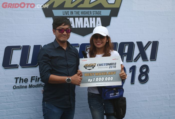 Lisa Novianti juara kontes Maxi Lady