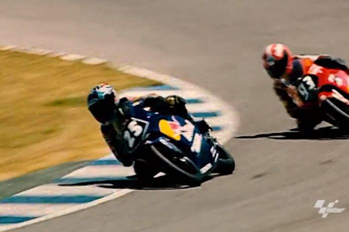 Marc Marquez vs Jonas Folger pada 2006