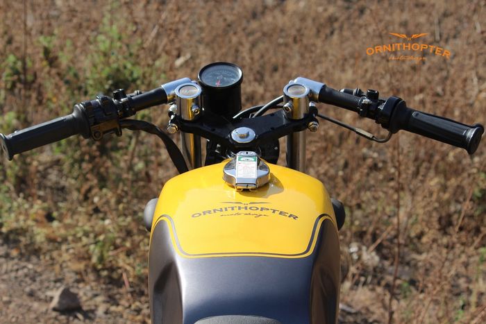 Yamaha RX100 scrambler besutan Ornithopter Moto Design.