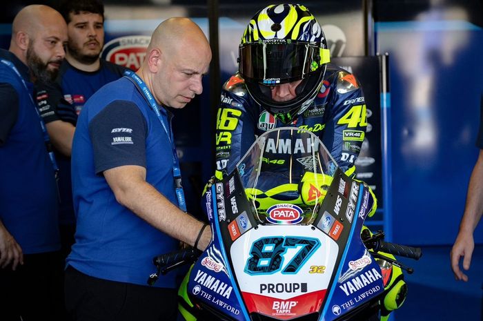Valentino Rossi meminjam motor Remy Gardner, pembalap yang menggantikan Alex Rins di MotoGP Jerman 2024