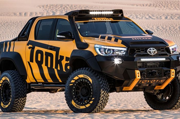 Toyota Hilux dengan konsep modifikasi dari pabrikan mainan Tonka
