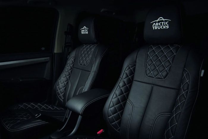 Kabin Isuzu D-Max AT35