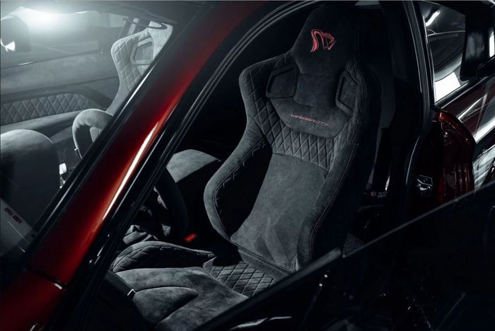 Tampilan kabin BMW M4 Mamba GT3