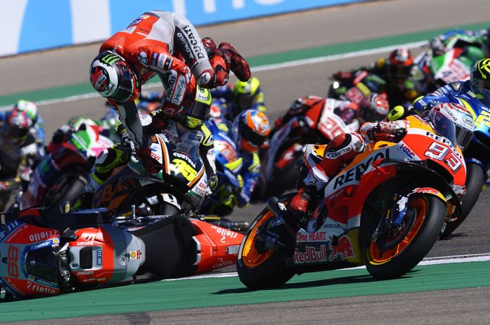 Jorge Lorenzo crash di MotoGP Aragon 2018